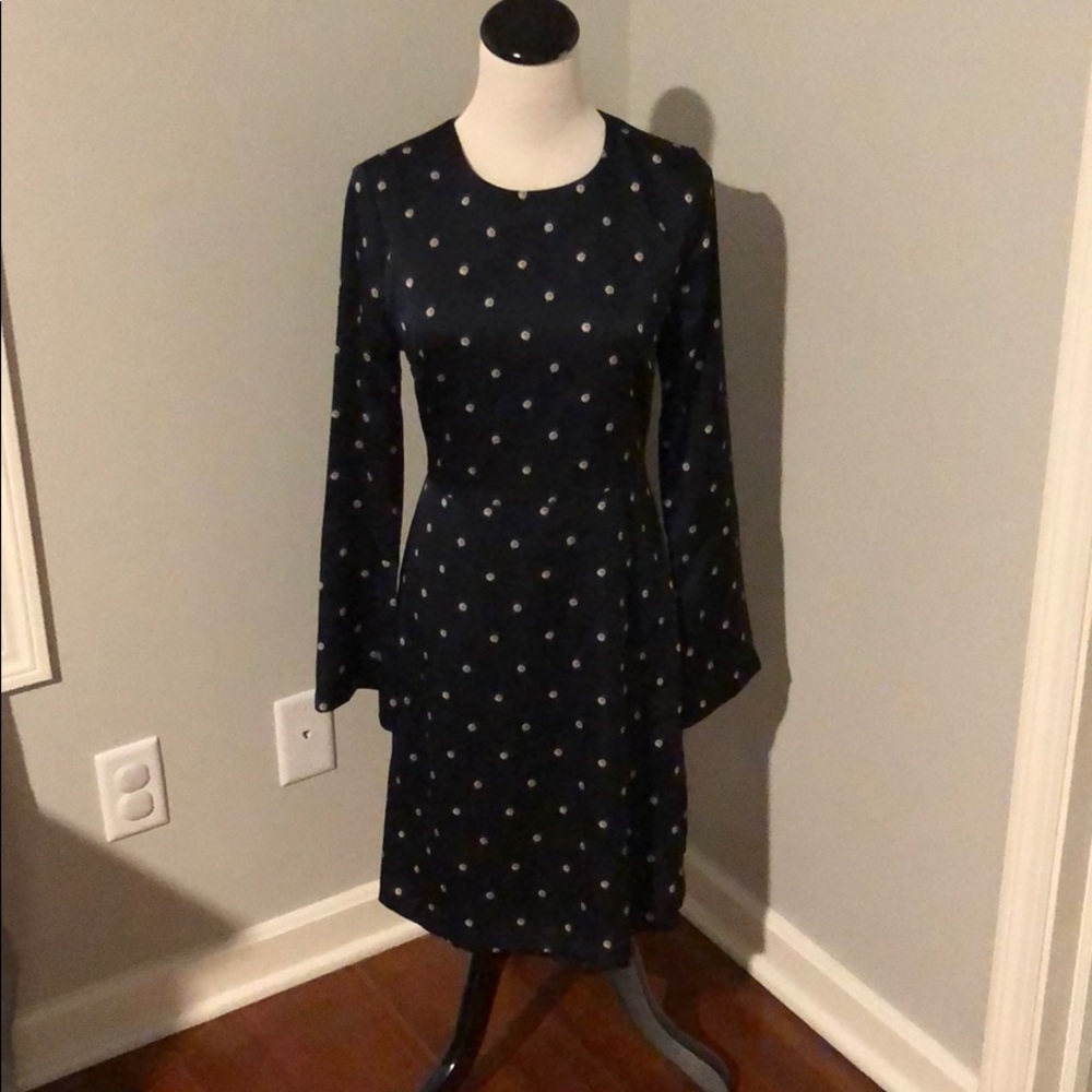 Banana Republic navy “pearl” dress size 4